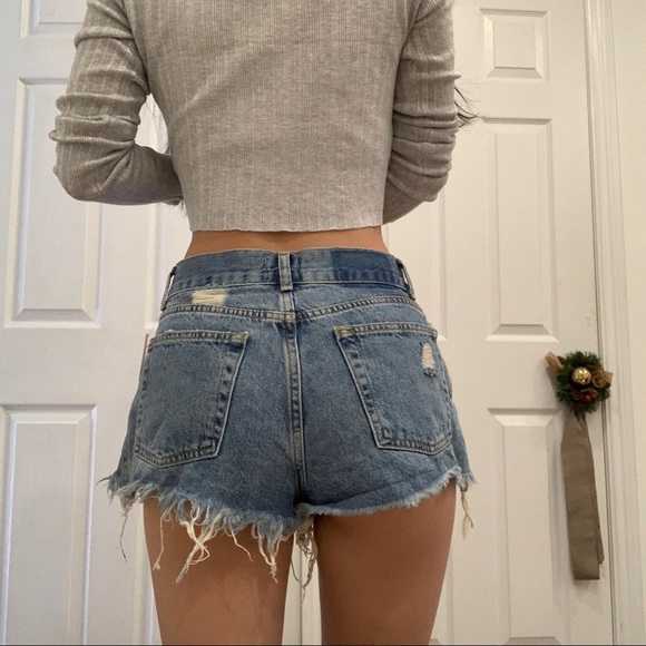 Urban outfitters BDG frayed denim shorts - Picture 2 of 4